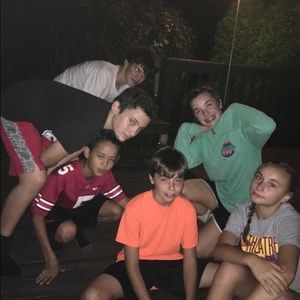 Meet your Posher, Laura